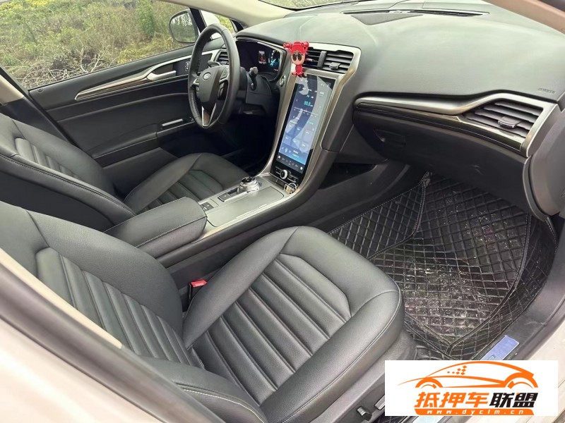  20年福特蒙迪歐轎車 