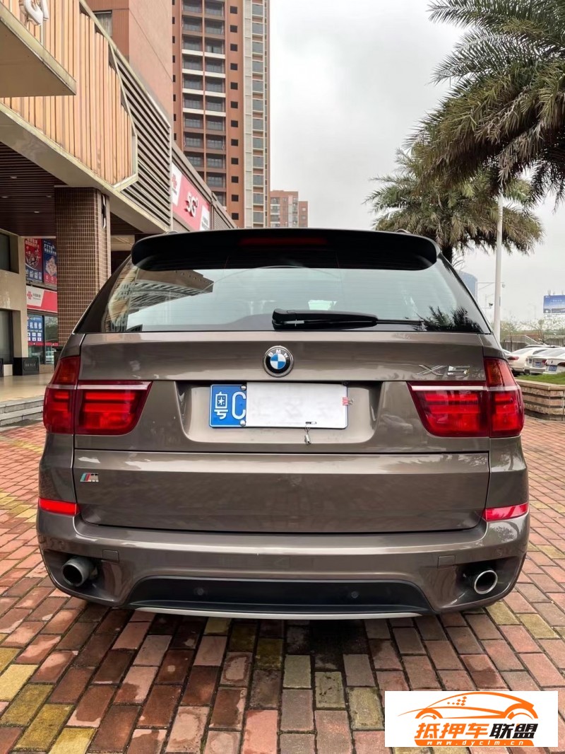  11年寶馬X5轎車 