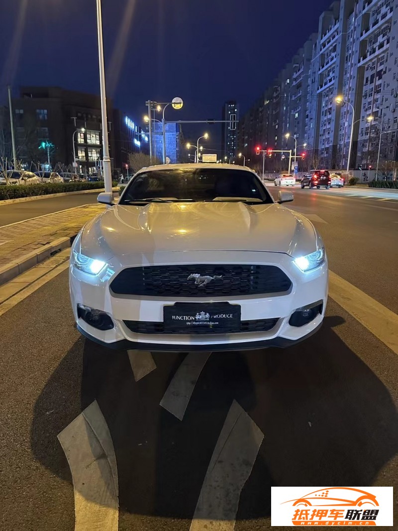  16年福特野馬轎車 