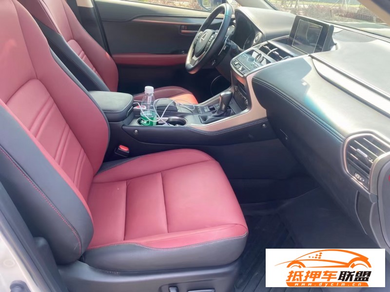  20年雷克薩斯NX轎車 