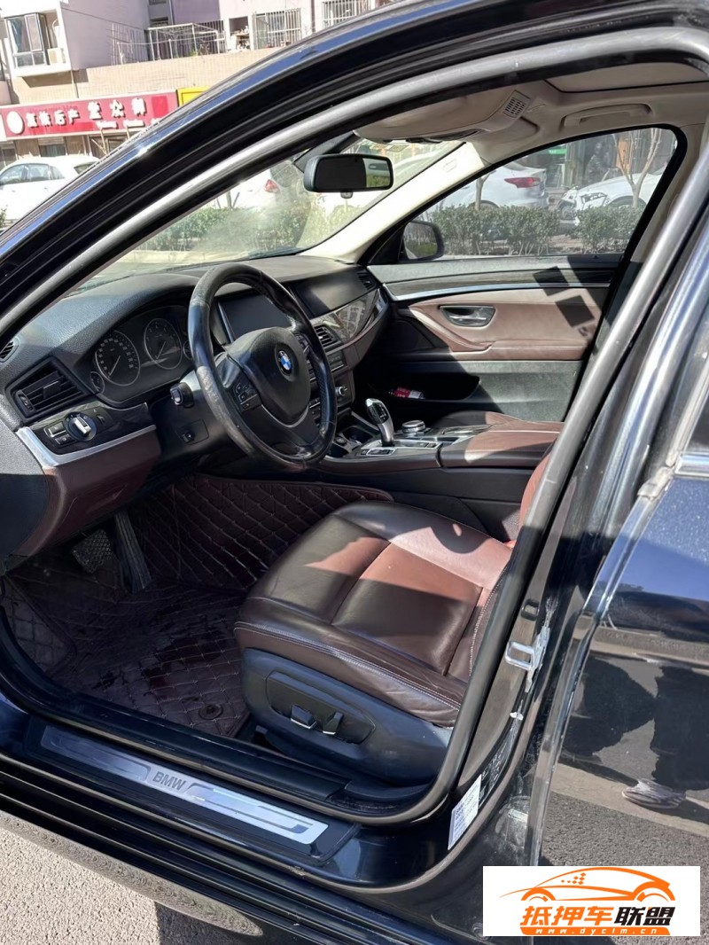  15年寶馬5系轎車 