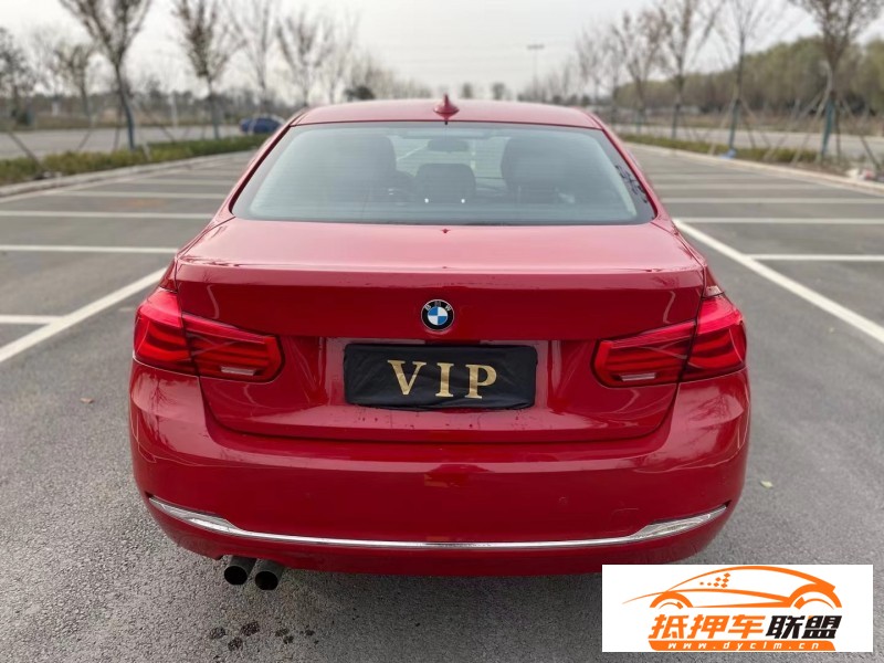  17年寶馬3系轎車 