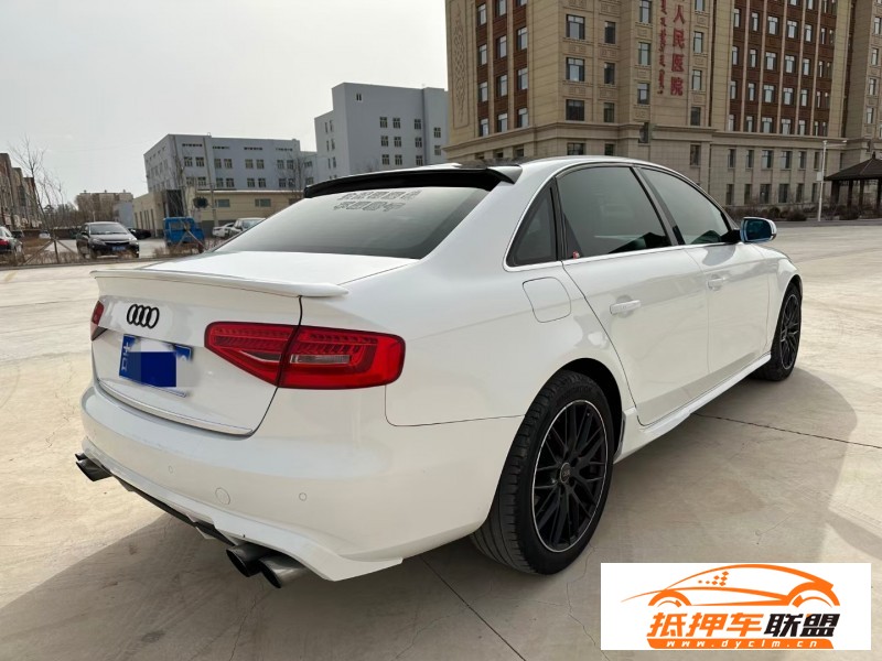  13年奧迪A4L轎車 