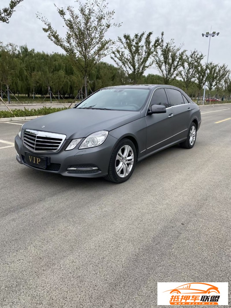  12年奔馳E轎車 