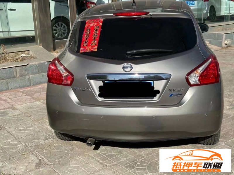  12年日產(chǎn)騏達(dá)轎車 