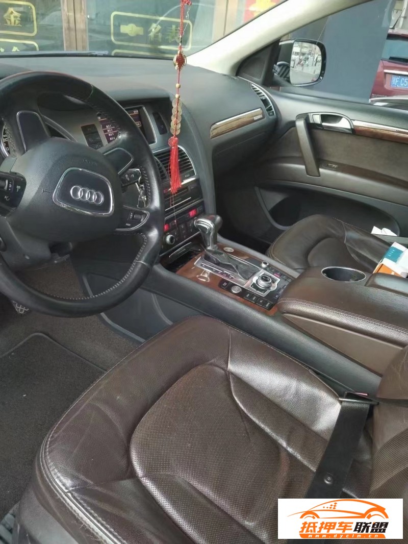  12年奧迪Q7轎車 