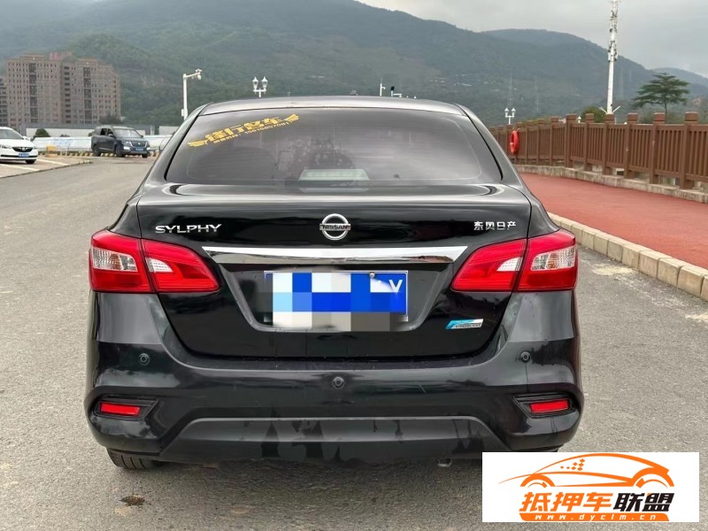  17年日產(chǎn)軒逸轎車 