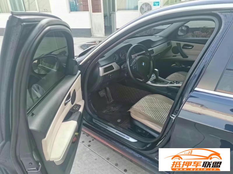  12年寶馬3系轎車 