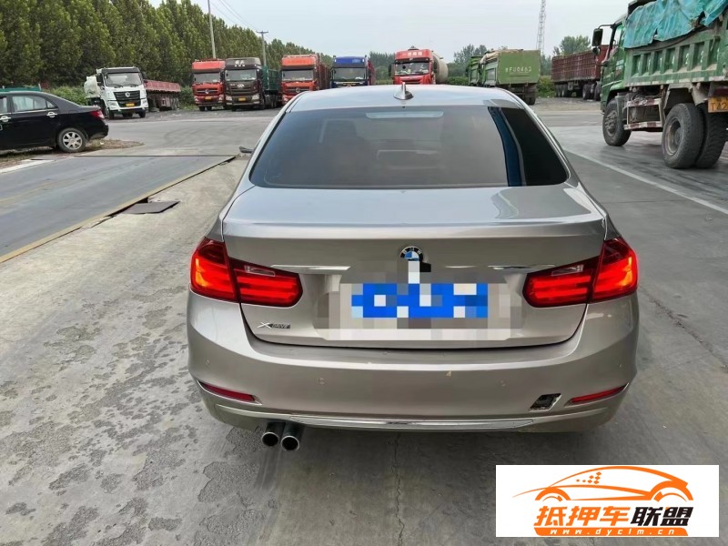  15年寶馬3系轎車 