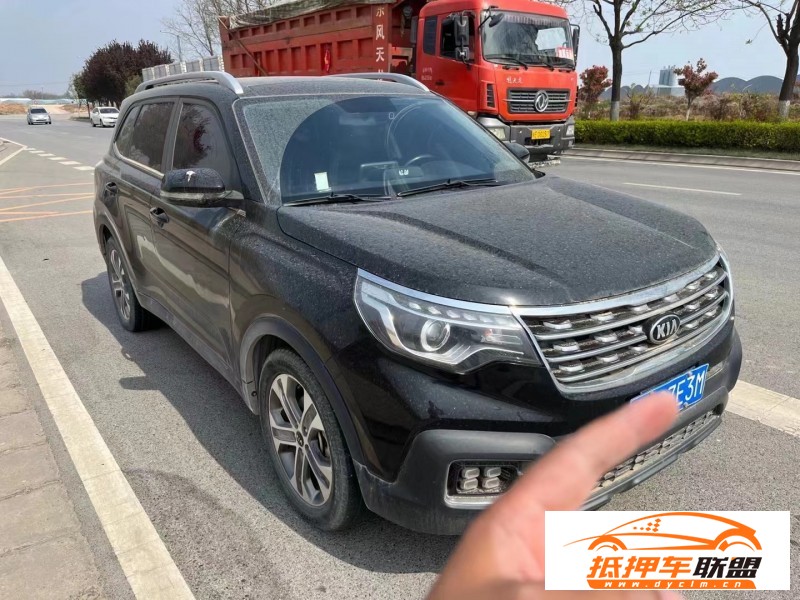  19年起亞智跑轎車 