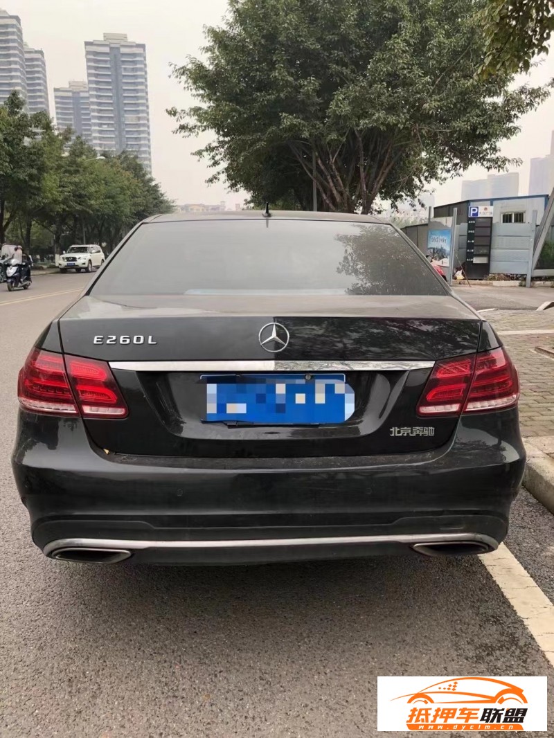  14年奔馳E轎車 