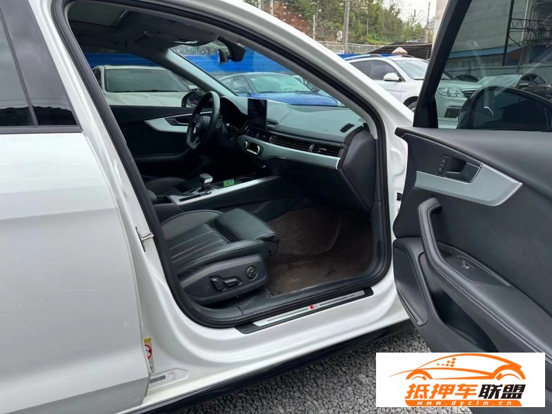  22年奧迪A4L轎車 