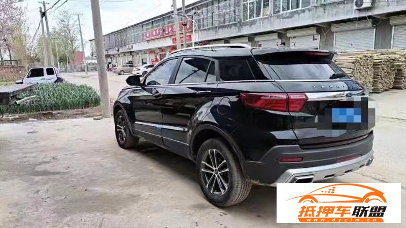 20年福特領(lǐng)界轎車 