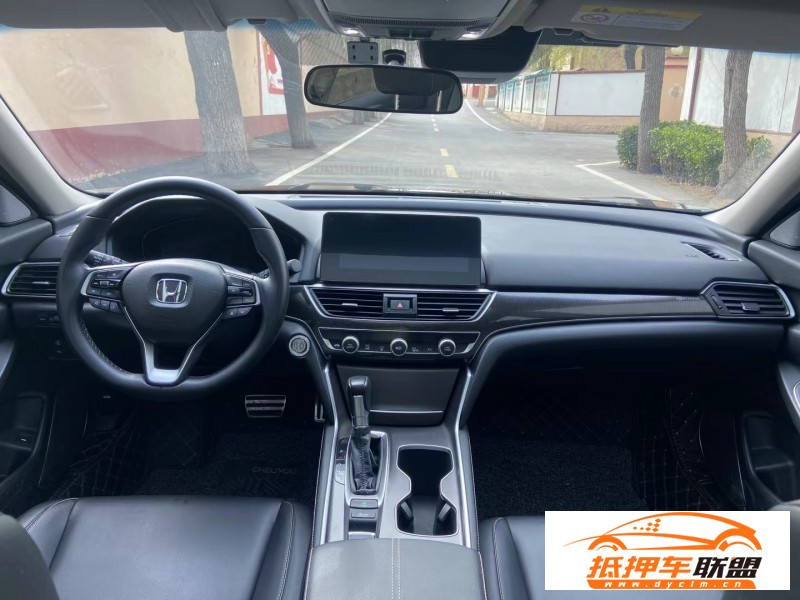  21年本田雅閣轎車 
