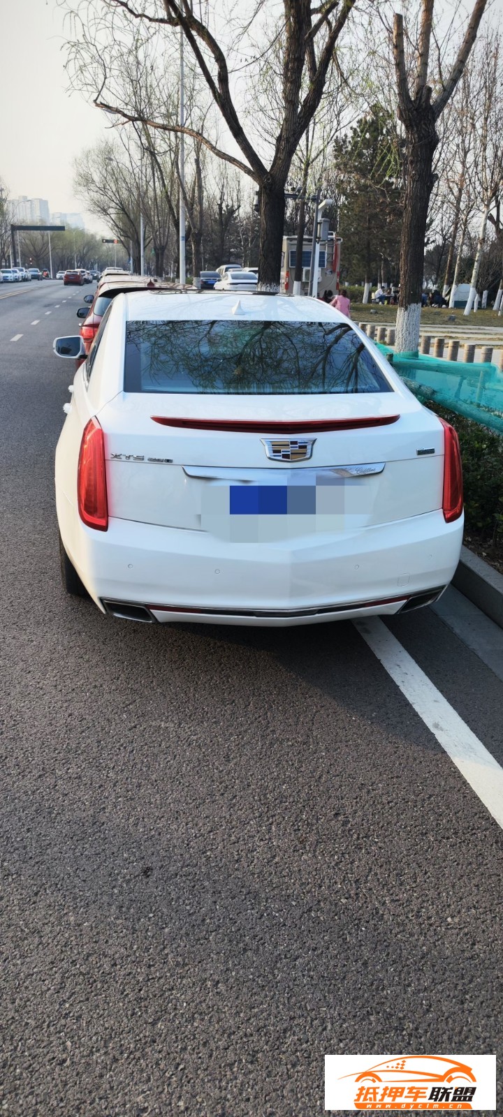  14年凱迪拉克XTS轎車 