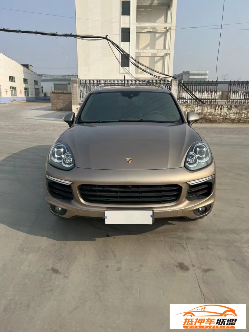  15年保時捷卡宴轎車 