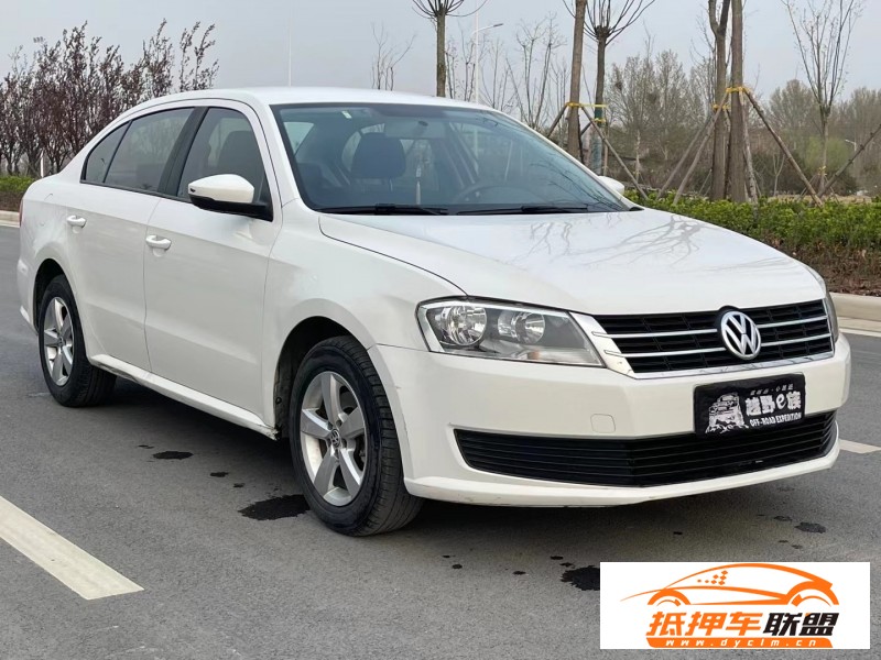  18年大眾朗逸轎車 