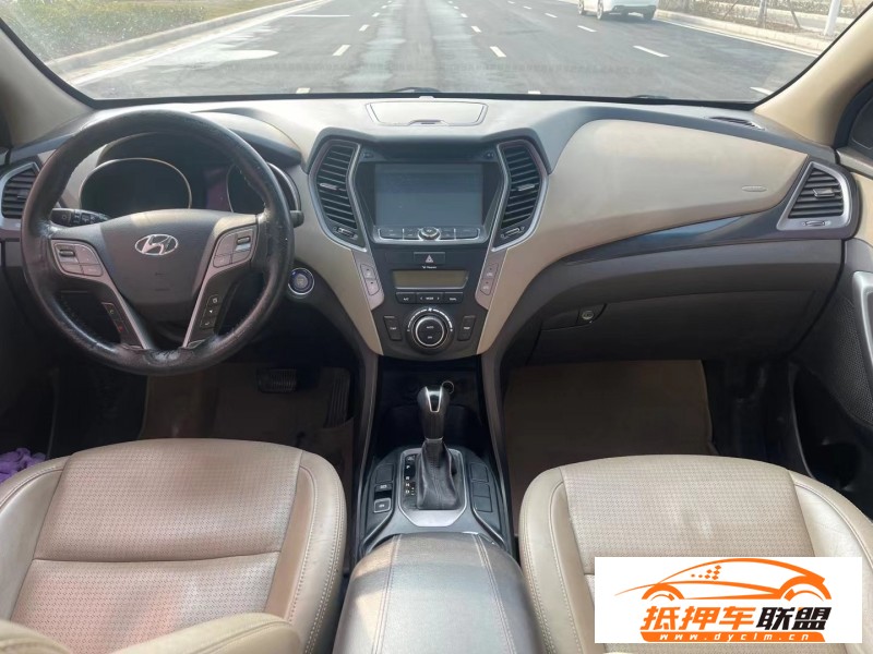  13年現(xiàn)代新勝達(dá)SUV 