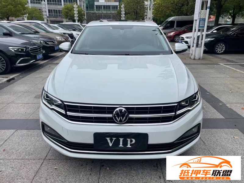  22年大眾寶來轎車 