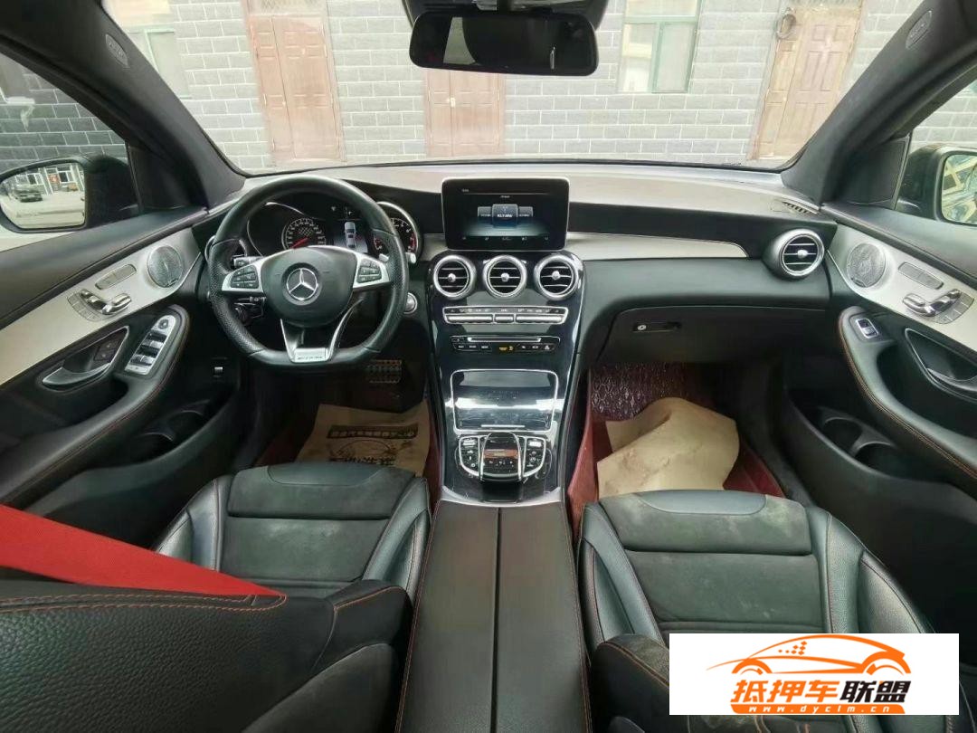 18年奔馳GLC43AMG 3.0T全時(shí)四驅(qū)奔馳GLC級(jí)AMG(進(jìn)口)