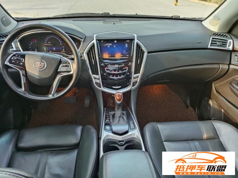  16年凱迪拉克SRX轎車 