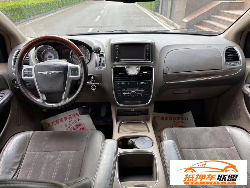  14年克萊斯勒大捷龍MPV 