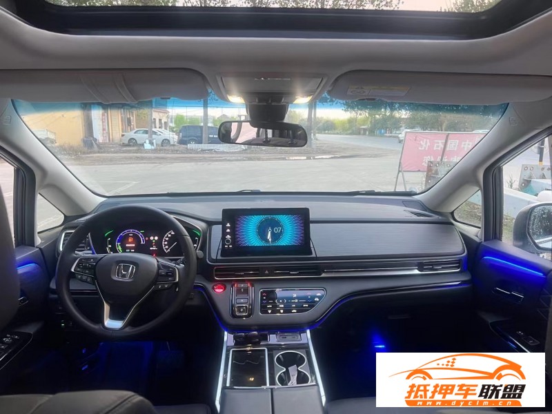  22年本田艾力紳MPV 