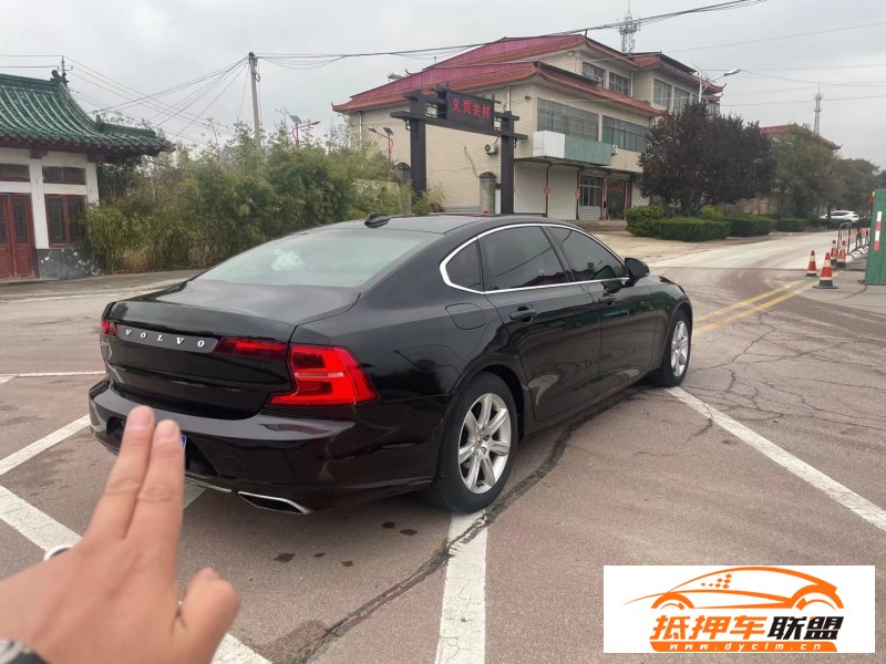  17年沃爾沃S90轎車 