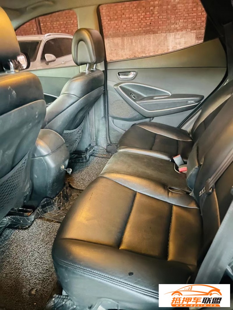  14年現(xiàn)代全新勝達SUV 