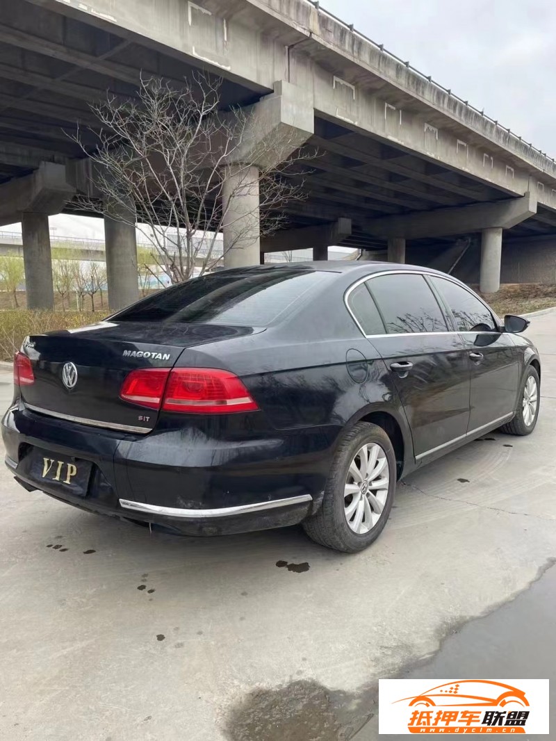  17年大眾邁騰轎車 