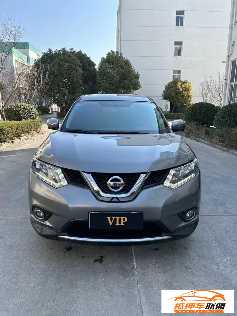  15年日產(chǎn)奇駿轎車(chē) 