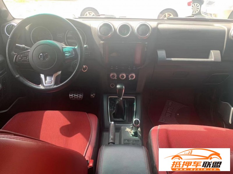  17年北京BJ40轎車 