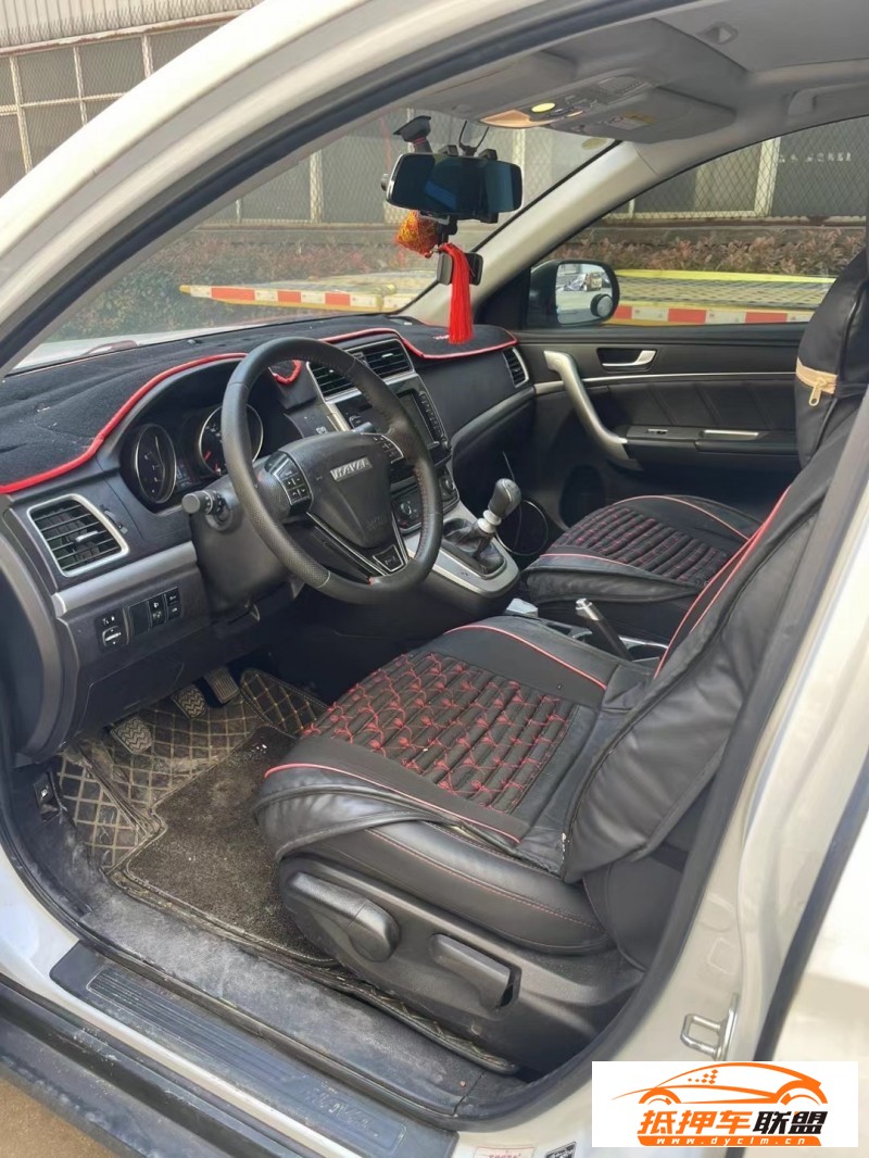  21年長(zhǎng)城M6轎車 