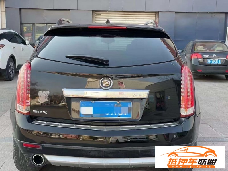  13年凱迪拉克SRXSUV 
