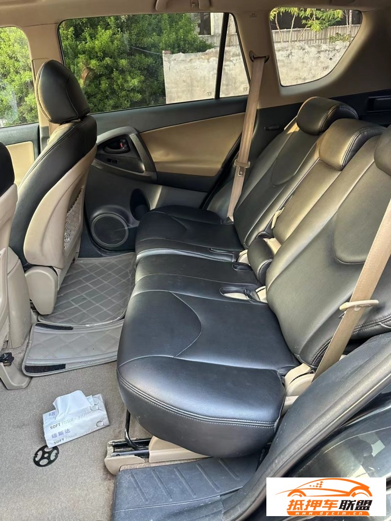  13年豐田RAV4SUV 