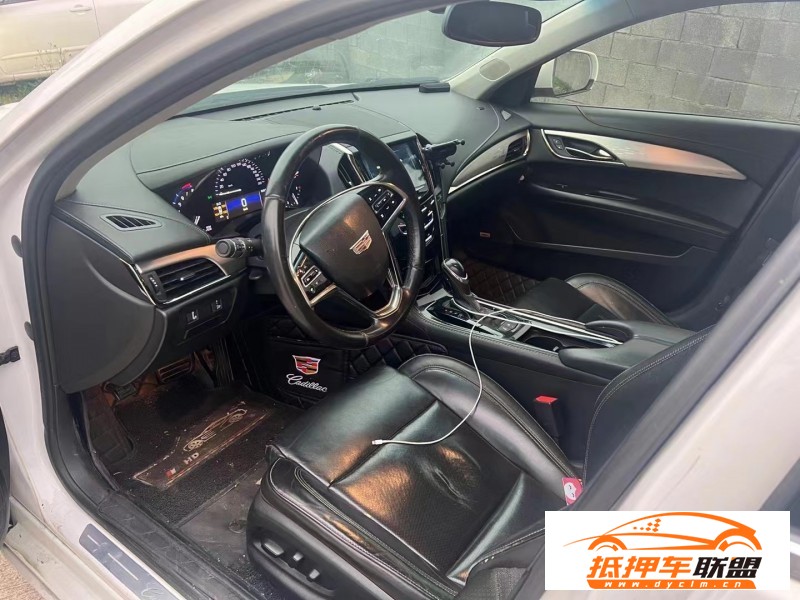  15年凱迪拉克ATS轎車 