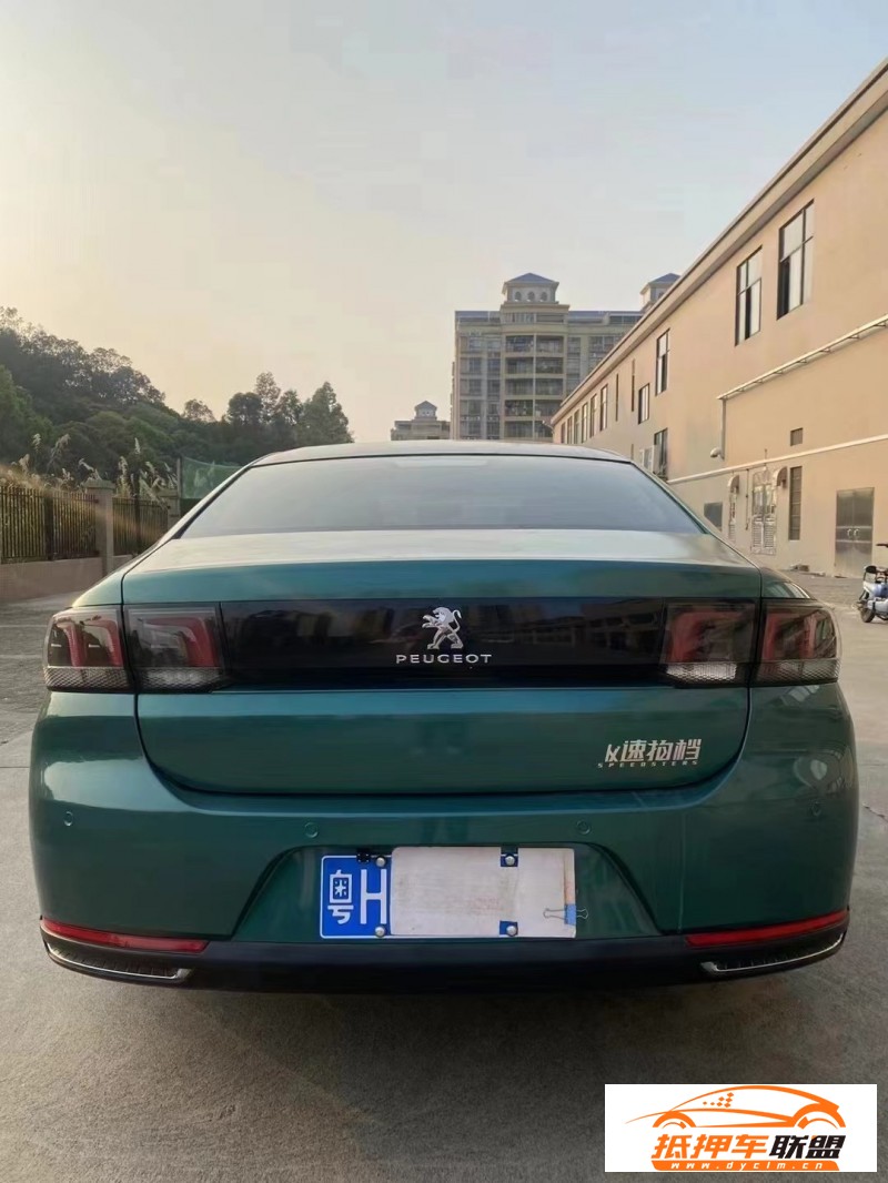  17年標致308轎車 