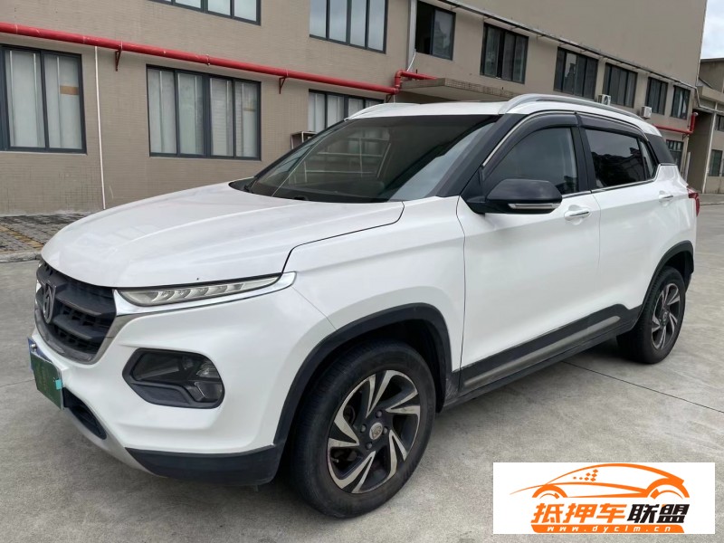  17年寶駿510轎車 