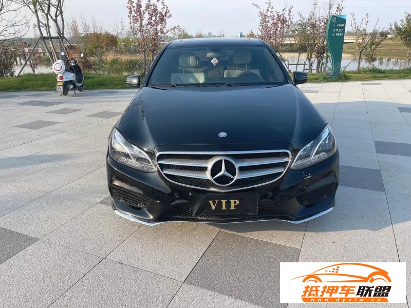  14年奔馳E轎車 