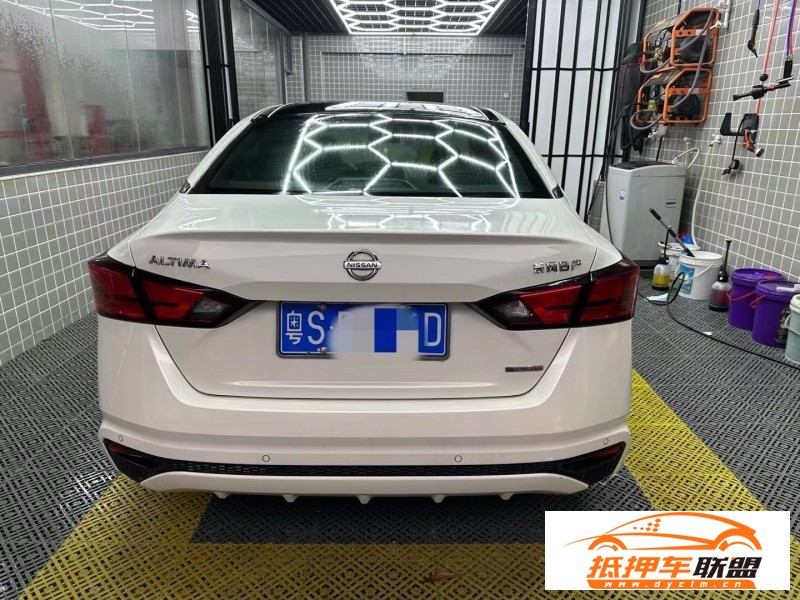  21年日產(chǎn)天籟轎車 