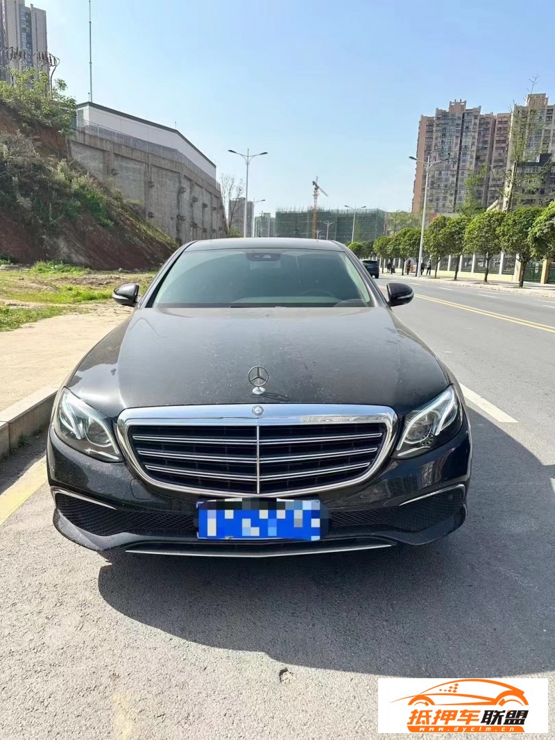  17年奔馳E轎車 