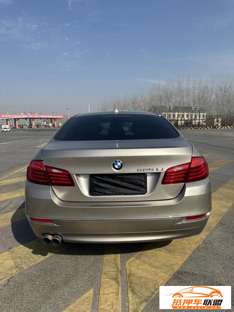  16年寶馬5系轎車 