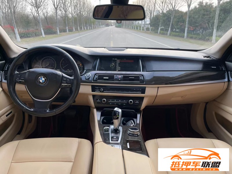  14年寶馬5系轎車 