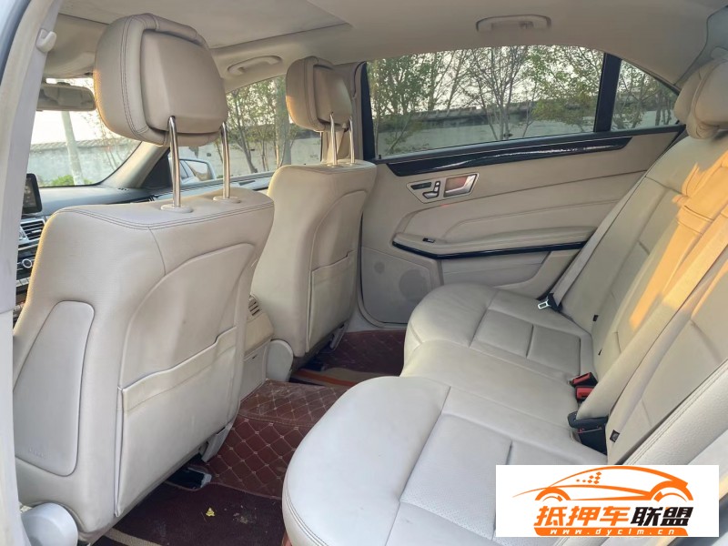  15年奔馳E級轎車 