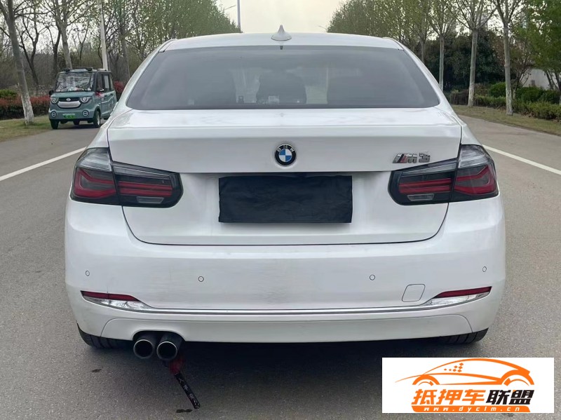  17年寶馬3系轎車 