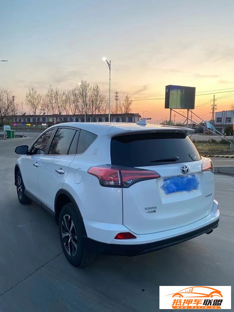  19年豐田RAV4轎車(chē) 