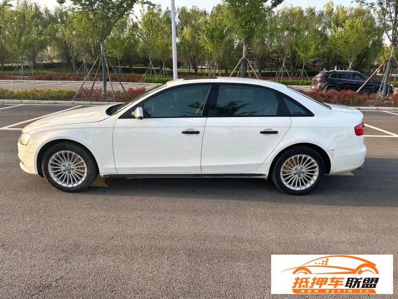  14年奧迪A4L轎車 