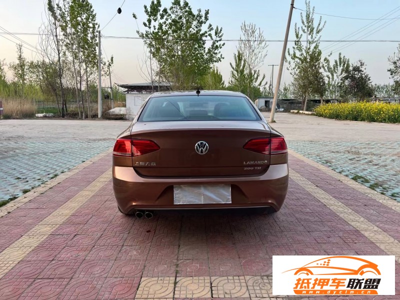  16年大眾凌渡轎車 