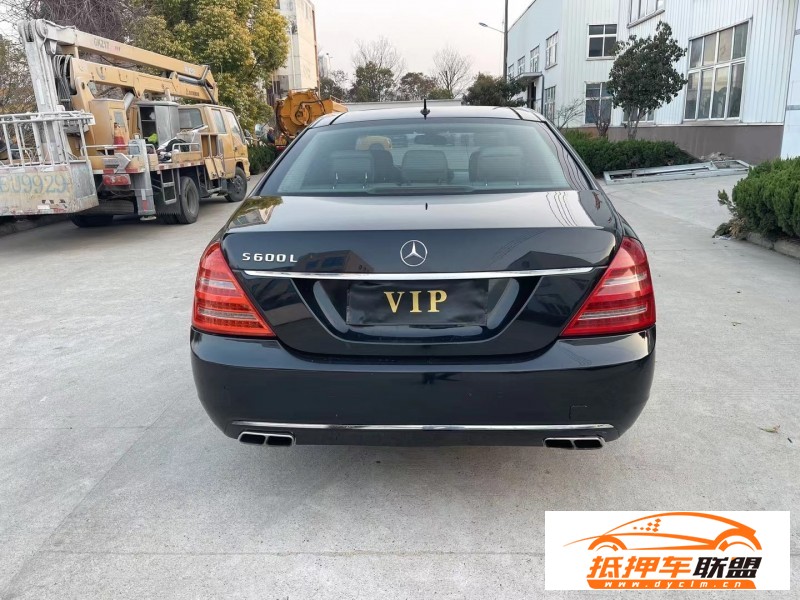  14年奔馳S轎車 