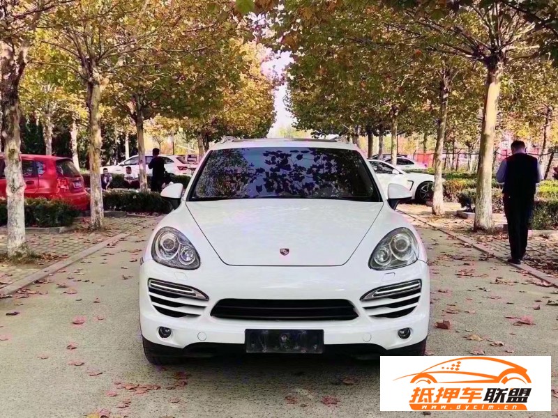  14年保時(shí)捷卡宴轎車 